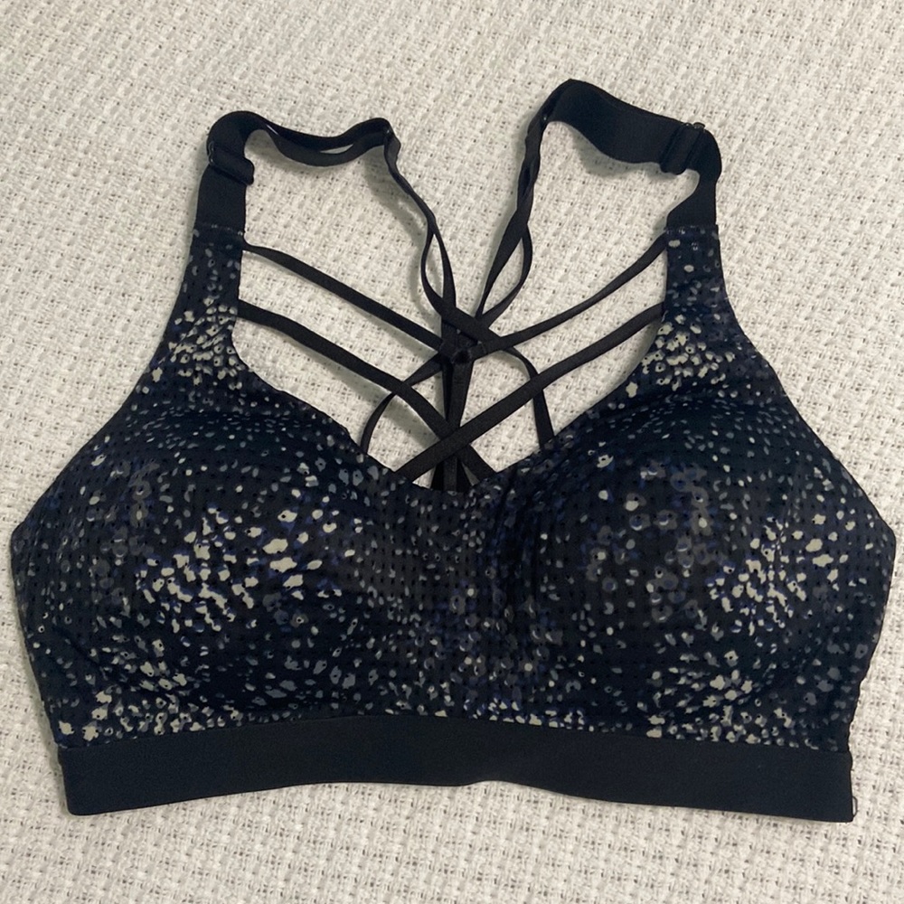 Victoria Secret sports bra